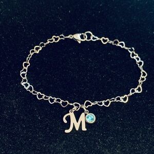 Hearts chain link bracelet customized with letter initial and birthstone